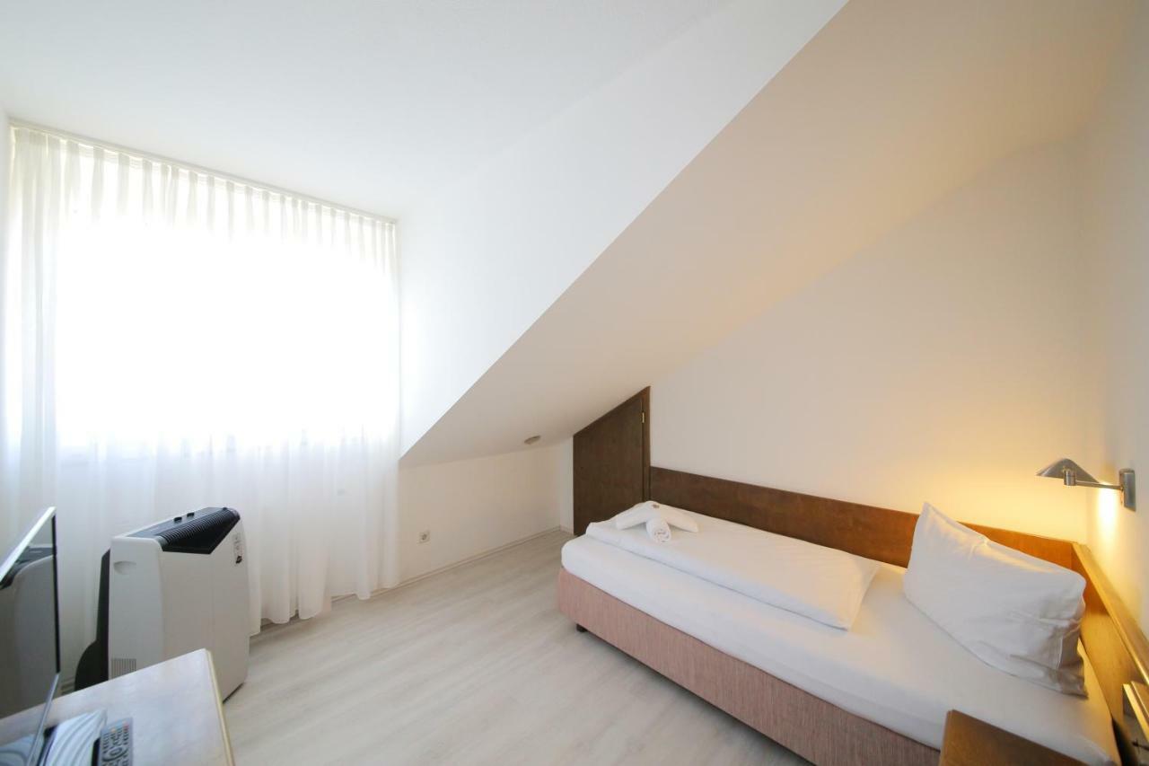Hotel Kick Rauenberg  Buitenkant foto